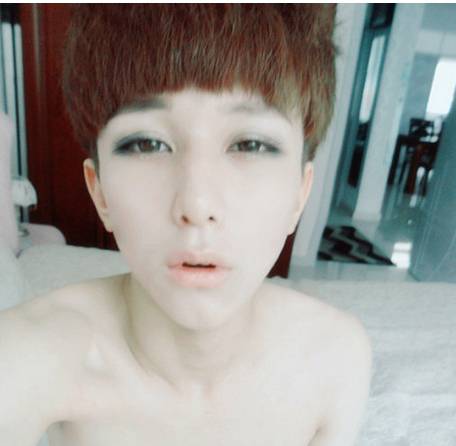 揭秘各網(wǎng)紅的 真面目  你們還認得出嗎