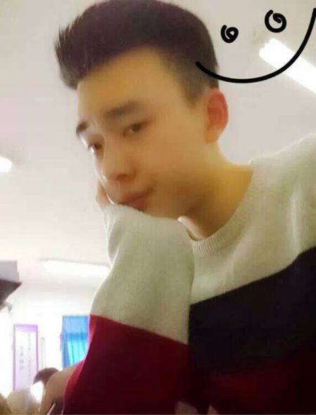 朱翰墨微博曬女友照片 揭朱翰墨家庭背景