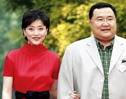 吳征的前妻背景不一般 借此機(jī)會(huì)在美國(guó)政壇發(fā)展