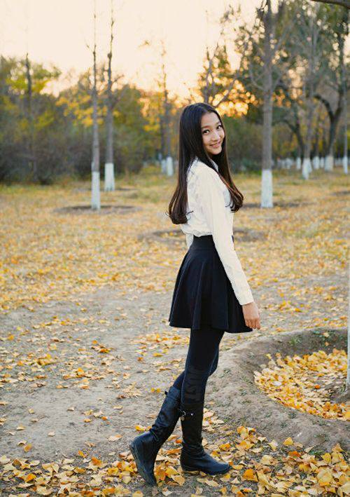  小傾城 家庭背景曝光 藝術(shù)世家4歲半就出道