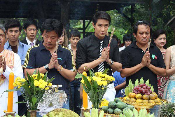 無憂的天堂劇情介紹 深情男Pong俘獲萬千少女心