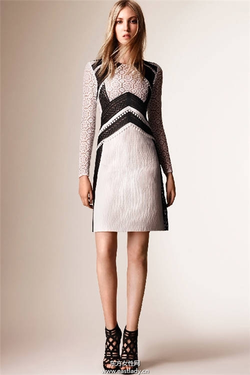 2016年春夏女裝發(fā)布 以度假風(fēng)為主題