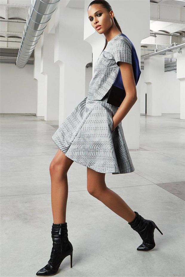 Antonio Berardi 2015早秋女裝流行發(fā)布