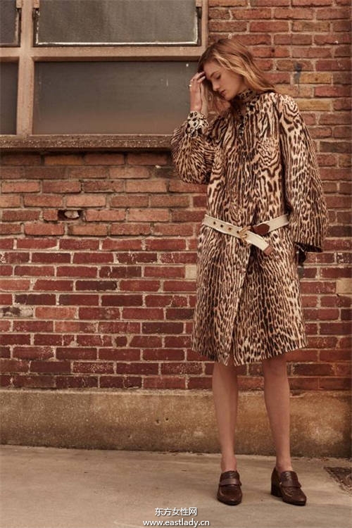 2016年春夏女裝發(fā)布 以度假風(fēng)為主題