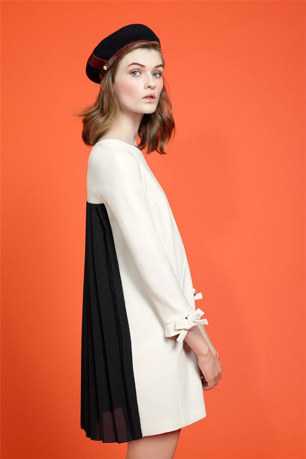 Paule Ka 2015早秋女裝流行發(fā)布