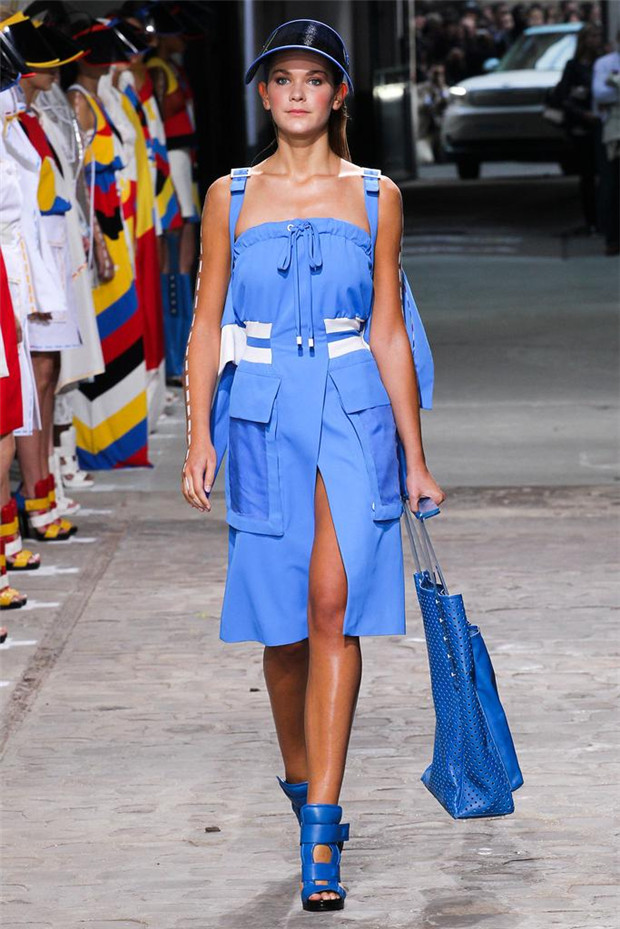 JC de Castelbajac 2015春夏女裝流行發(fā)布