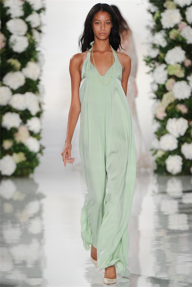 Valentin Yudashkin 2015春夏女裝流行發(fā)布