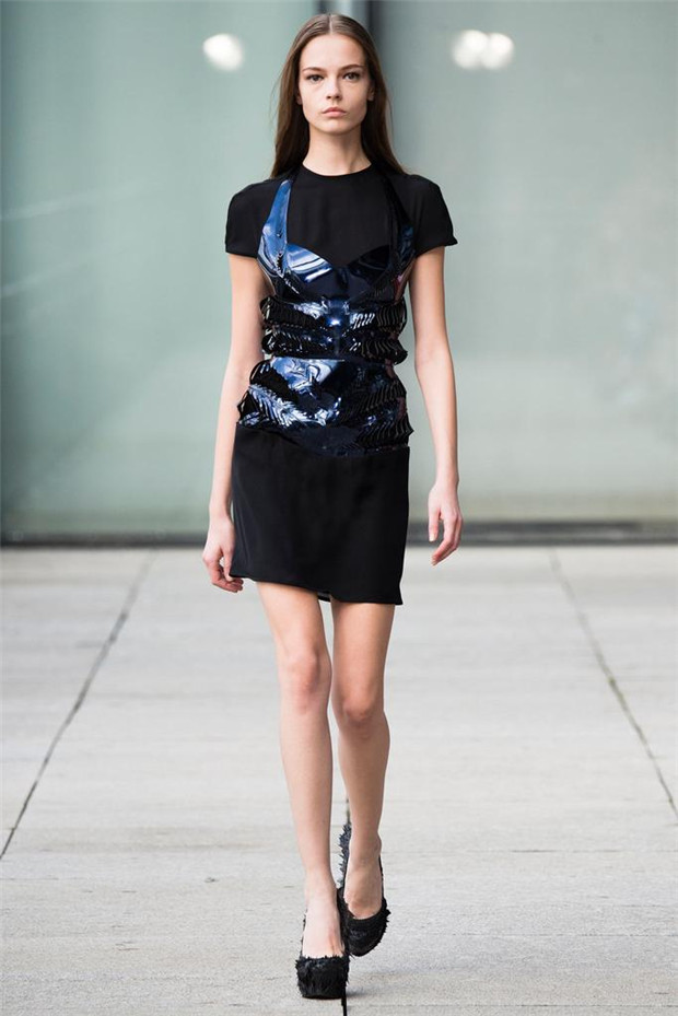 Iris van Herpen 2015春夏女裝流行發(fā)布