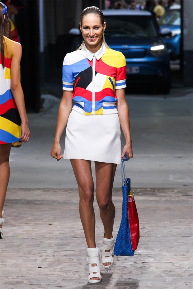 JC de Castelbajac 2015春夏女裝流行發(fā)布