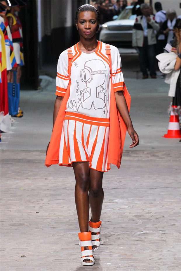 JC de Castelbajac 2015春夏女裝流行發(fā)布