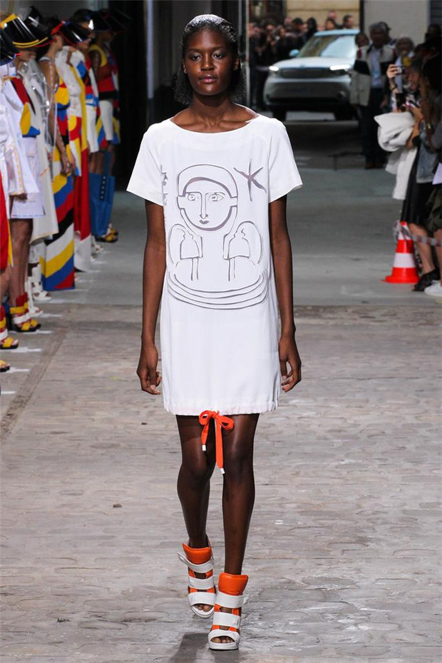 JC de Castelbajac 2015春夏女裝流行發(fā)布