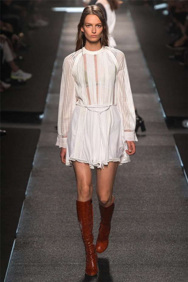 Louis Vuitton 2015春夏女裝流行發(fā)布