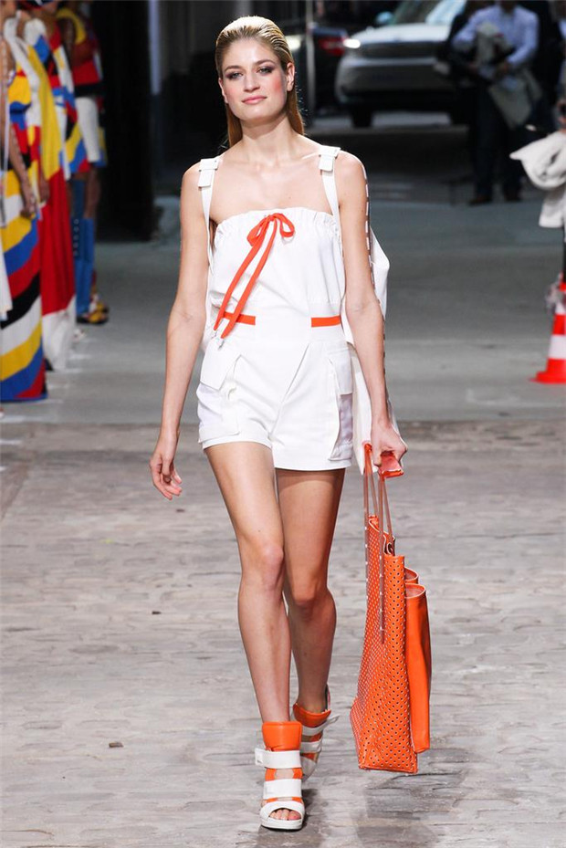 JC de Castelbajac 2015春夏女裝流行發(fā)布