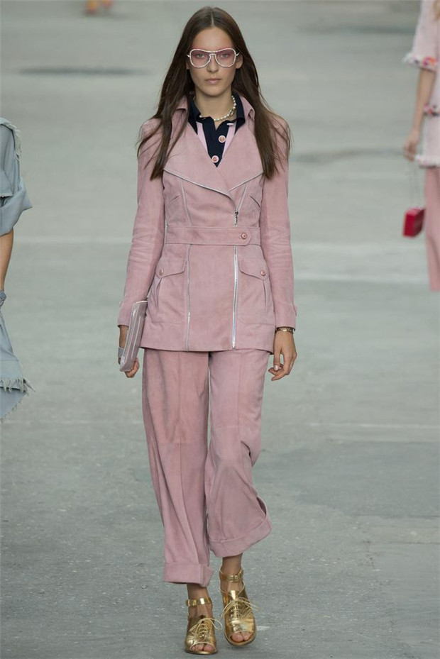 Chanel 2015春夏女裝流行發(fā)布