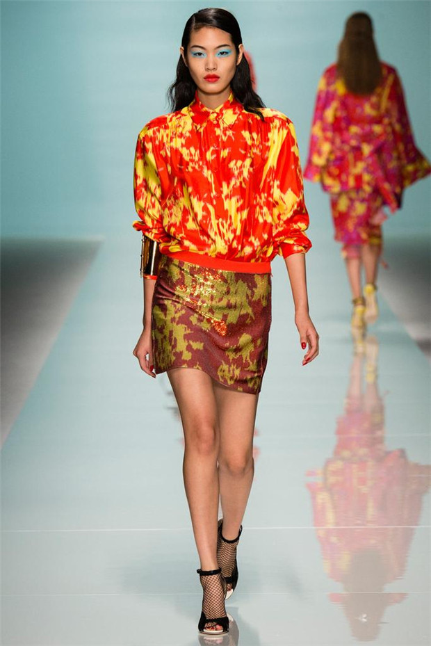 Emanuel Ungaro 2015春夏女裝流行發(fā)布