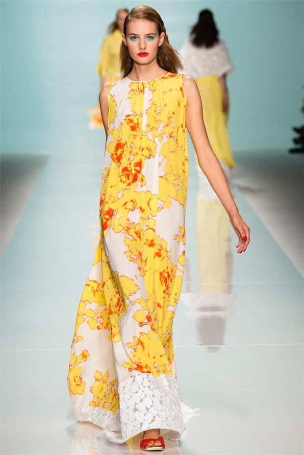 Emanuel Ungaro 2015春夏女裝流行發(fā)布
