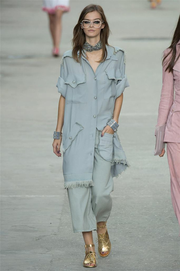 Chanel 2015春夏女裝流行發(fā)布