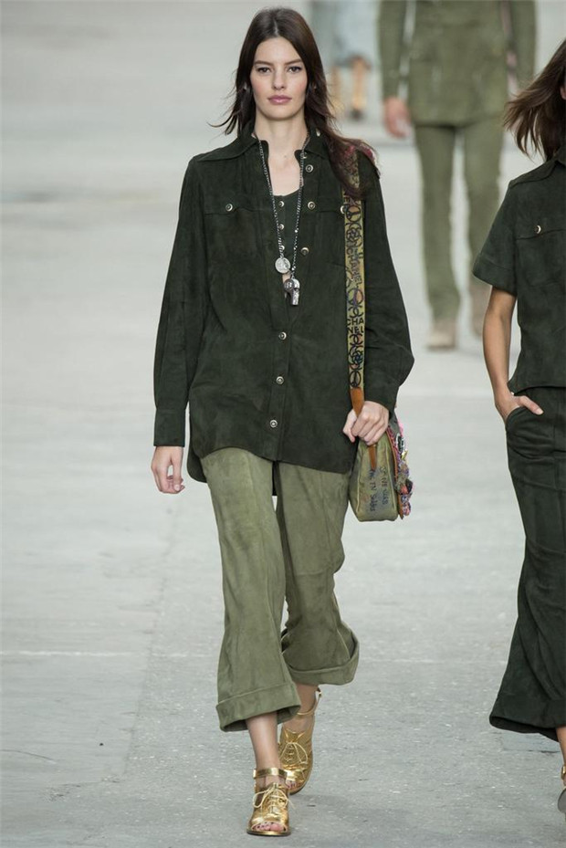Chanel 2015春夏女裝流行發(fā)布