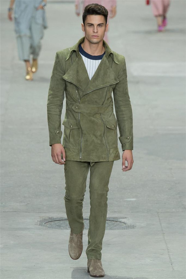 Chanel 2015春夏女裝流行發(fā)布