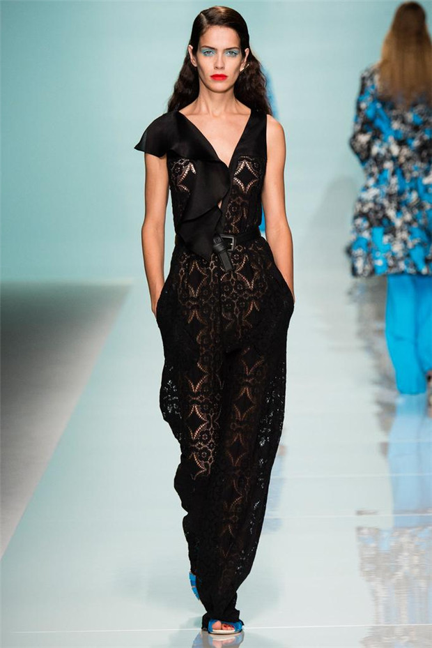 Emanuel Ungaro 2015春夏女裝流行發(fā)布
