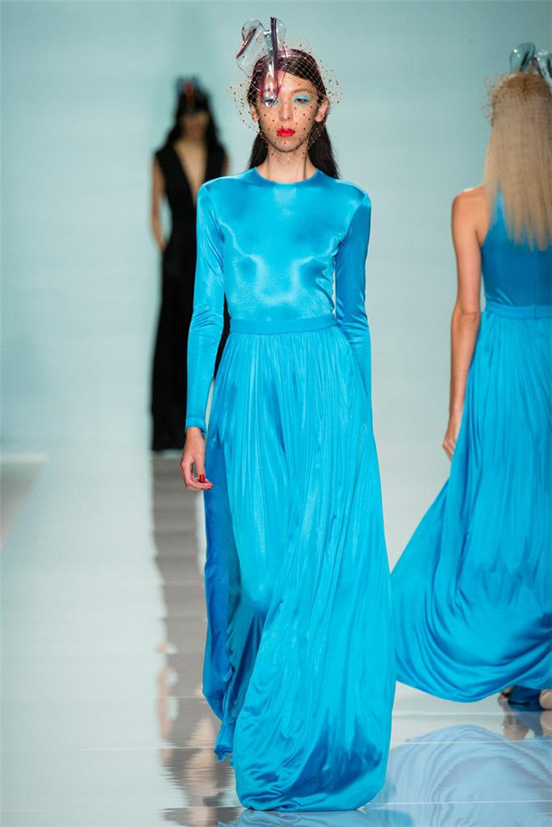 Emanuel Ungaro 2015春夏女裝流行發(fā)布