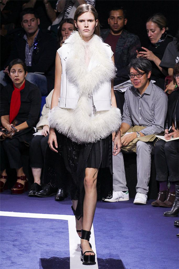 Sacai 2015春夏女裝流行發(fā)布