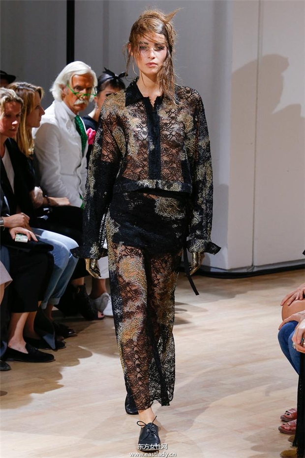 Yohji Yamamoto 2015春夏女裝流行發(fā)布