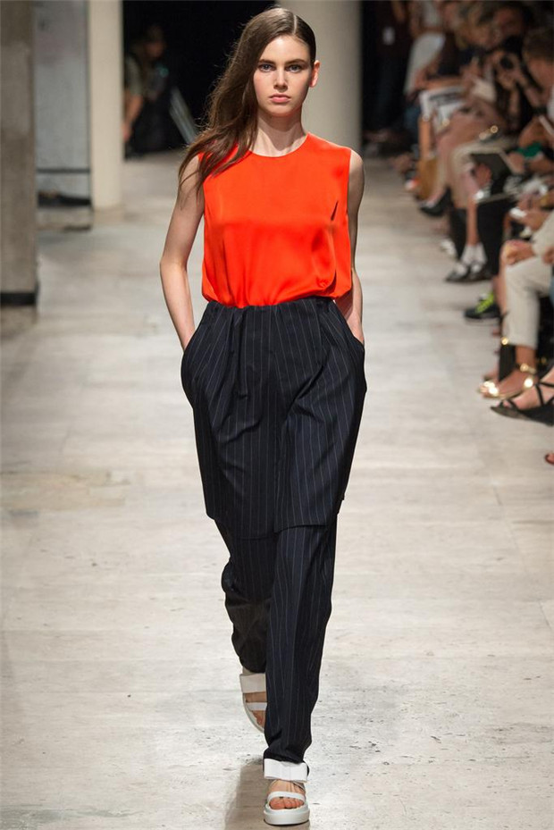 Maxime Simoens 2015春夏女裝流行發(fā)布