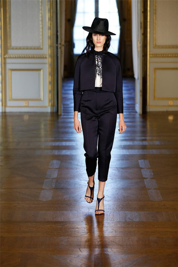 Martin Grant 2015春夏女裝流行發(fā)布