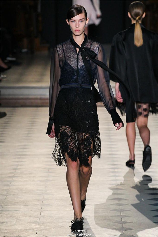 Sharon Wauchob 2015春夏女裝流行發(fā)布