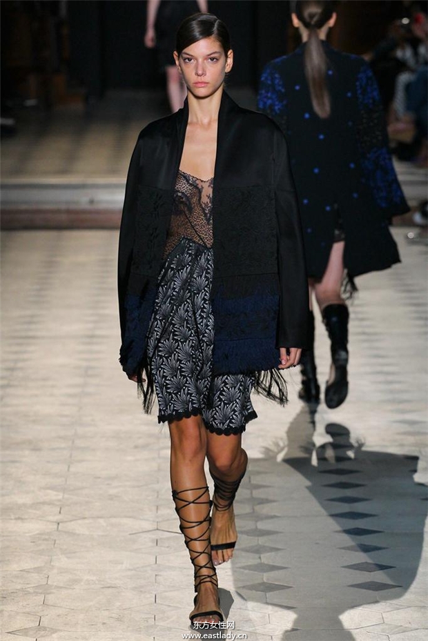 Sharon Wauchob 2015春夏女裝流行發(fā)布