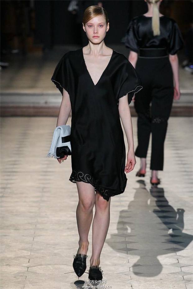 Sharon Wauchob 2015春夏女裝流行發(fā)布