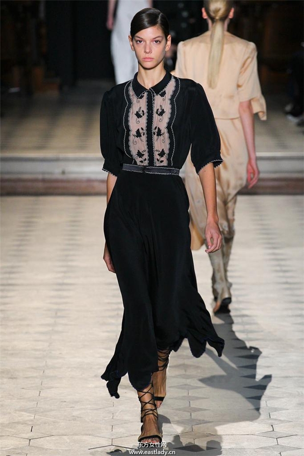 Sharon Wauchob 2015春夏女裝流行發(fā)布