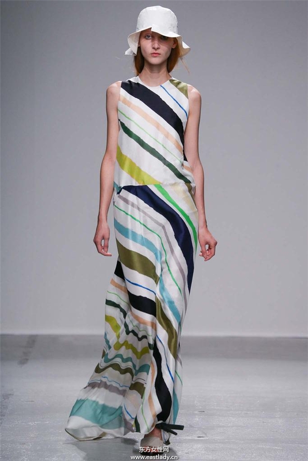 Christian Wijnants 2015春夏女裝流行發(fā)布