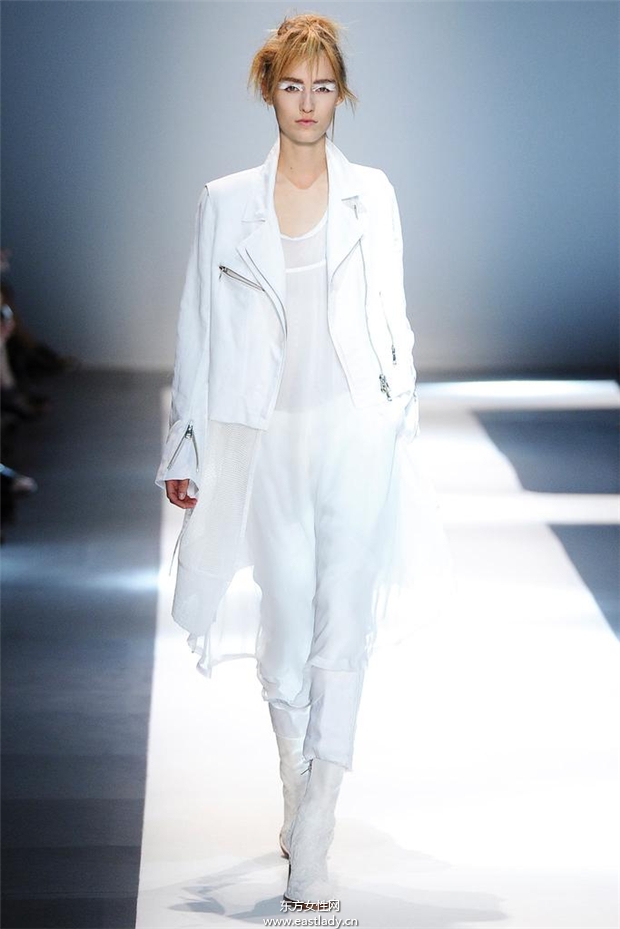 Ann Demeulemeester 2015春夏女裝流行發(fā)布