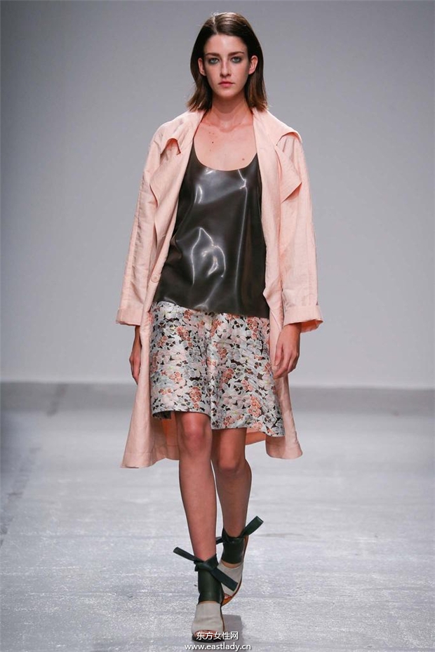 Christian Wijnants 2015春夏女裝流行發(fā)布