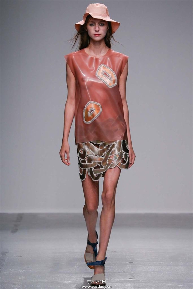 Christian Wijnants 2015春夏女裝流行發(fā)布