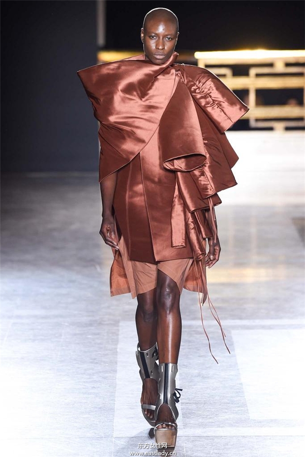 Rick Owens 2015春夏女裝流行發(fā)布