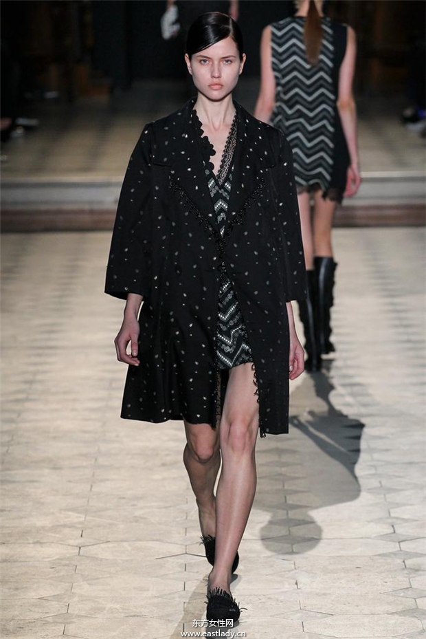 Sharon Wauchob 2015春夏女裝流行發(fā)布