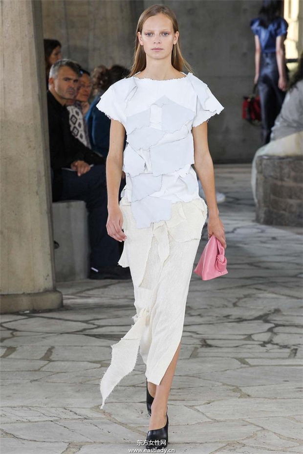 Loewe 2015春夏女裝流行發(fā)布