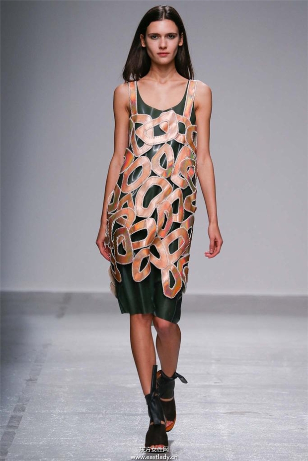 Christian Wijnants 2015春夏女裝流行發(fā)布