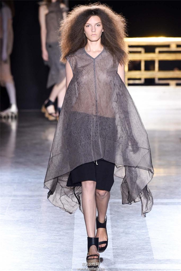 Rick Owens 2015春夏女裝流行發(fā)布