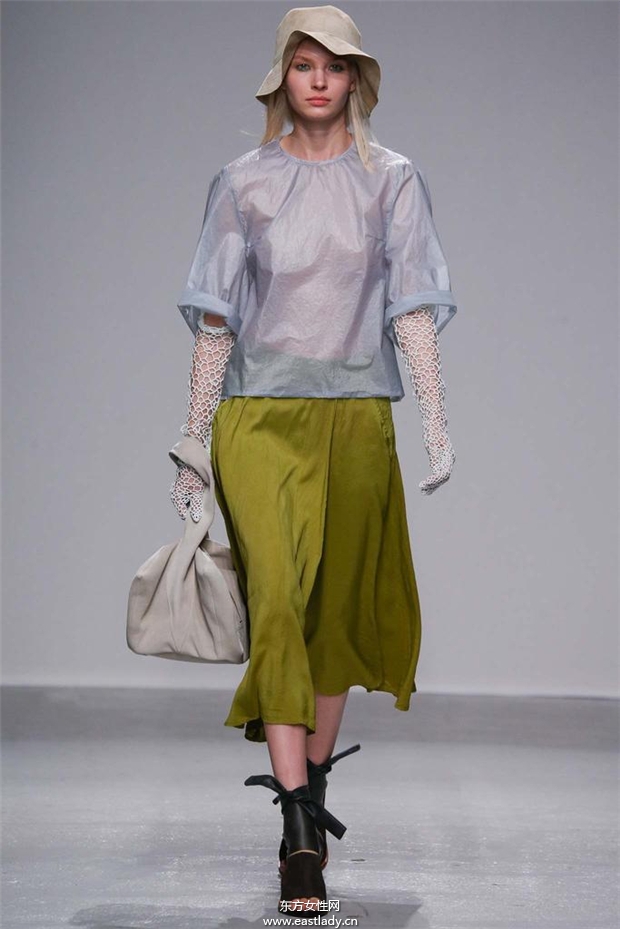 Christian Wijnants 2015春夏女裝流行發(fā)布