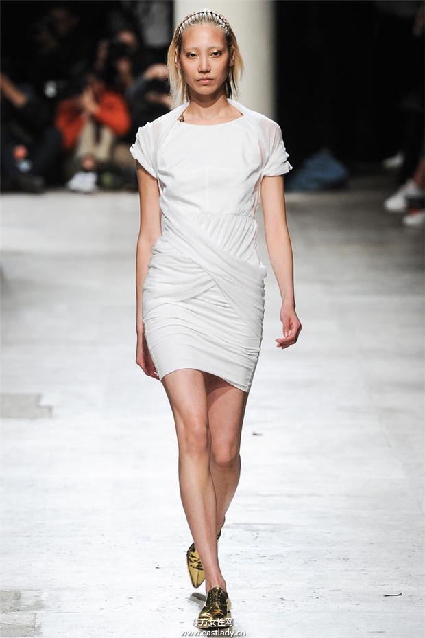 Barbara Bui 2015春夏女裝流行發(fā)布