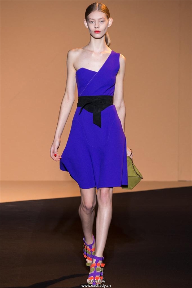 Roland Mouret 2015春夏女裝流行發(fā)布