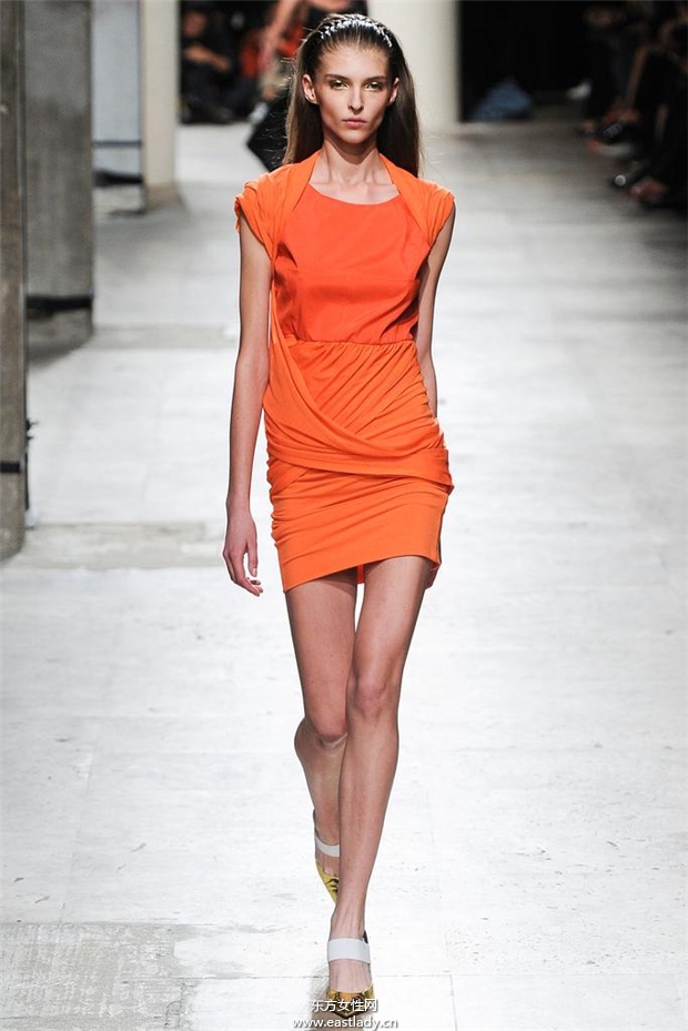 Barbara Bui 2015春夏女裝流行發(fā)布