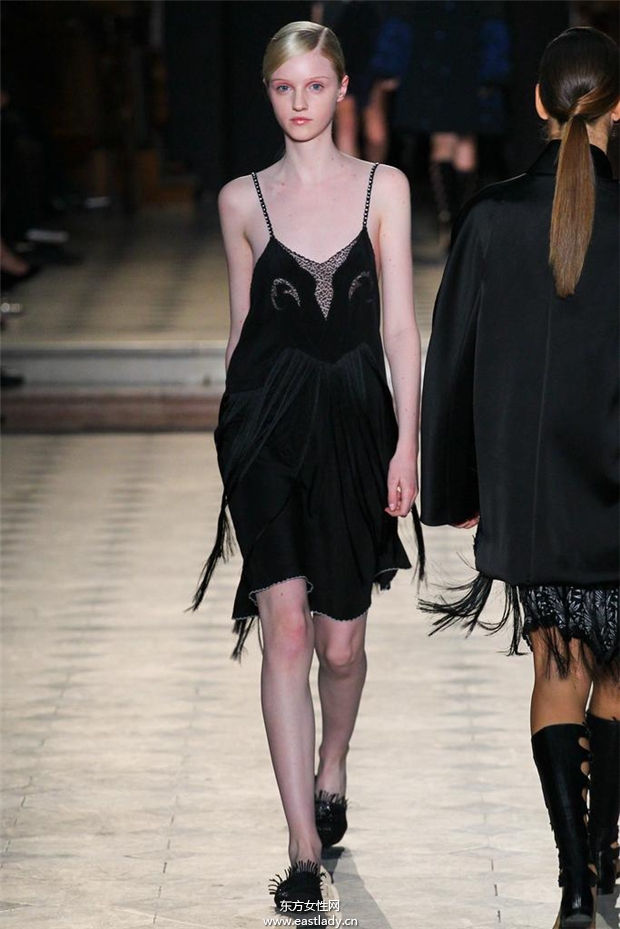 Sharon Wauchob 2015春夏女裝流行發(fā)布