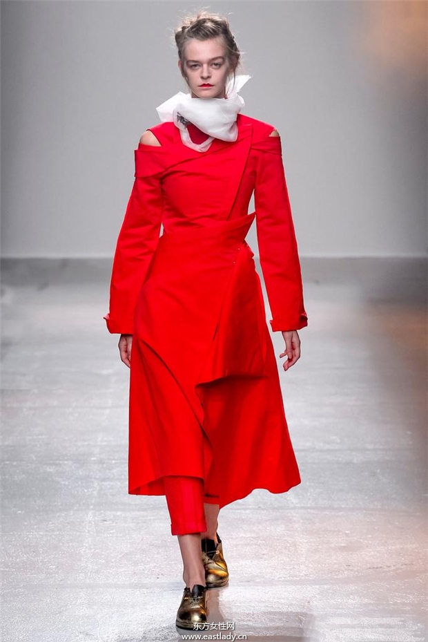 Aganovich 2015春夏女裝流行發(fā)布