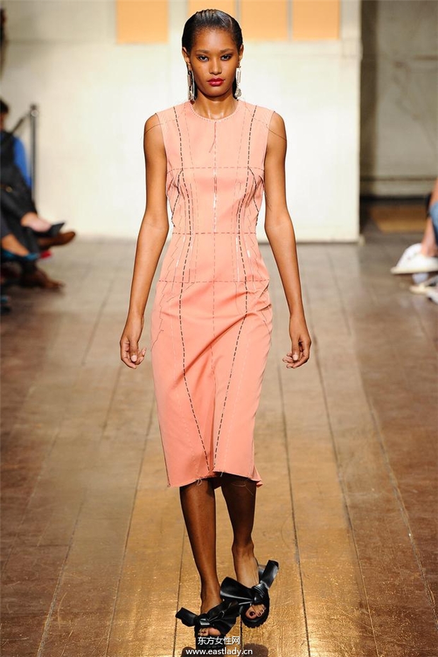 Cédric Charlier 2015春夏女裝流行發(fā)布