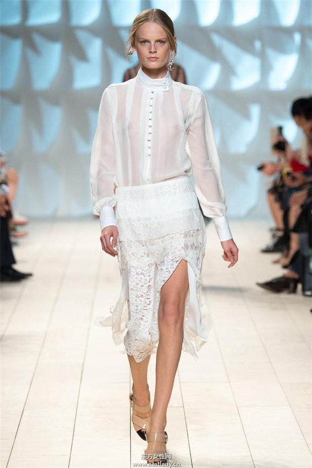 Nina Ricci 2015春夏女裝流行發(fā)布